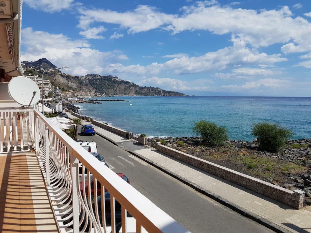 Super Panorama & Astonishing Apartment Seaview Giardini Naxos Exterior photo